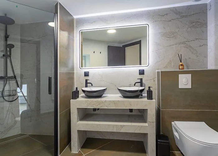 Daire Maison Renovee Climatisee Avec Sauna Et Baby-foot *